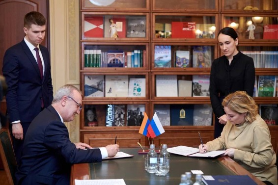 Նախարարներ Վահրամ Դումանյանը և Օլգա Լյուբիմովան մշակութային բնագավառում համագործակցության ծրագիր են ստորագրել