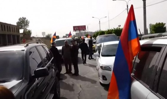 «Դիմադրություն» շարժումը ավտոերթով շարժվում է դեպի Գյումրի