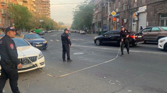 Սոնա Մնացականյանին վրաերթի ենթարկած ոստիկանին կրկին կալանավորելու միջնորդություն է ներկայացվել դատարան.Րաֆֆի Ասլանյան