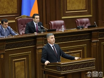 Հայաստանում միջնաժամկետ ծախսերի ծրագրերի ձեւավորման անհրաժեշտություն է առաջացել. Գնել Սանոսյան
