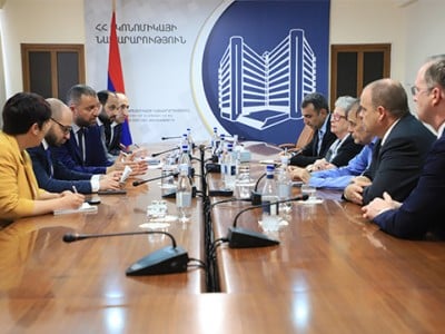 Քերոբյանն ու Վիկտորինը քննարկել են ՓՄՁ զարգացմանն ուղղված ծրագրերի առաջնահերթությունները