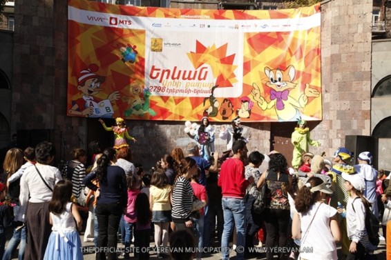 Երևանի տոնը մանուկները նշել են Մանկական զբոսայգում