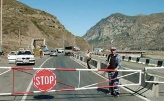 Լարսը բաց կլինի ժամը 06.00-20.00