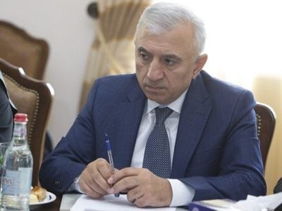 Նկատել եմ ճիշտ հակառակը՝ Փափազյանը սրբորեն պաշտպանում է պետական խորհրդանիշերը. Գևորգ Դանիելյան