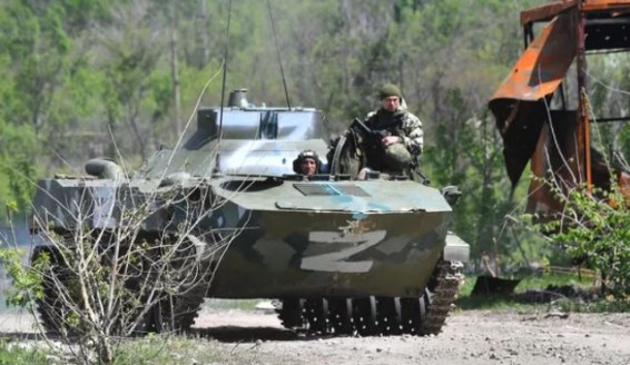 Силы ДНР взяли Авдеевку в полукольцо