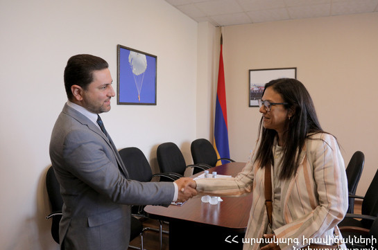 ԱԻՆ-ում Կարմիր Խաչի ներկայացուցիչների հետ քննարկել են սահմանամերձ բնակավայրերի կրթական հաստատություններում տիպային ապահով սենյակներ ստեղծելու հարցը
