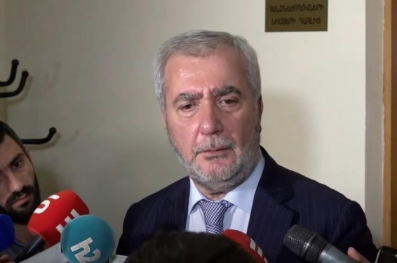 Չկա 24 մլն-ի նախագիծ, կա պրոֆեսիոնալ բանակի նախագիծ, աղքատ-հարուստ բաժանում պետք չէ անել․ Անդրանիկ Քոչարյան