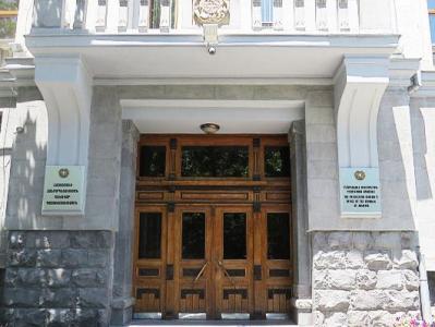 «Առագաստ» սրճարանում Պ. Պողոսյանին կյանքից զրկելու գործով դատաբժիշկները կեղծ եզրակացություն են տրել. դատախազություն