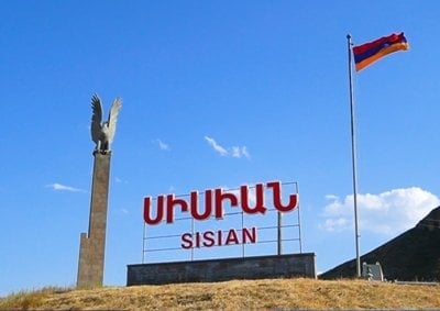 «Հրապարակ». Ի՞նչ Լաչին, ՔՊ-ն զբաղված է ՏԻՄ-երով