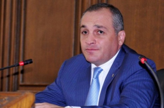 Նոր Սահմանադրության համաձայն՝ պետք է լինի հստակ տարանջատում ՊՆ-ի և ԶՈւ գլխավոր շտաբի միջև. Կորյուն Նահապետյան