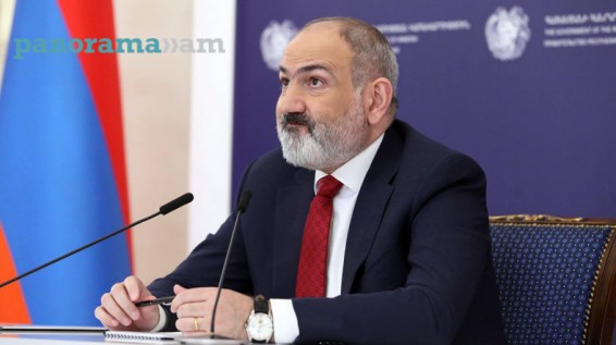 Մայր Աթոռի հետ ջրերը նույն առվով չեն կարող հոսել, որովհետեւ դրանք տարբեր առուներ են. Փաշինյան