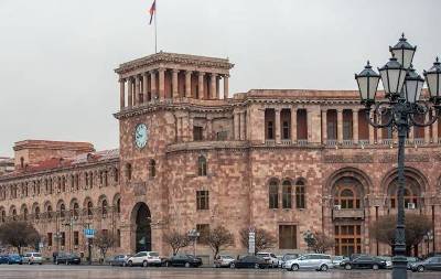 «Հրապարակ». Չգիտեն, թե փողը որտեղ ծախսեն