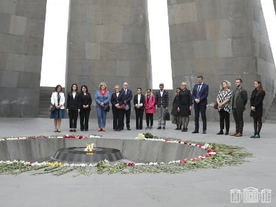 Литовский депутат: Необходимо жить в мире и не допустить повторения того, что произошло с армянским народом