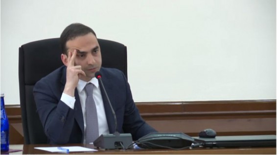 Ուզում եմ հասկանալ՝ «Գնումների մասին» օրենքը մեր փոխարեն կարողանո՞ւմ է քաղաքականություն որոշի. Տիգրան Ավինյան