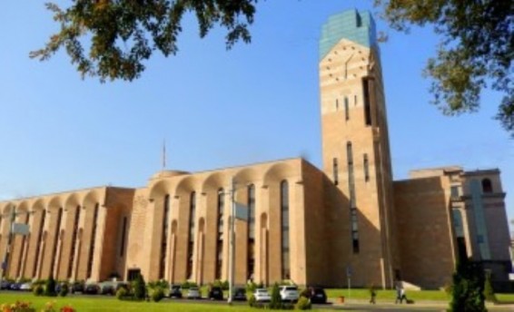 Առաջիկայում 500 հատ «Երևան» ձուլվածքով նստարան և 600 հատ աղբաման կգնվի քաղաքապետարանի կողմից