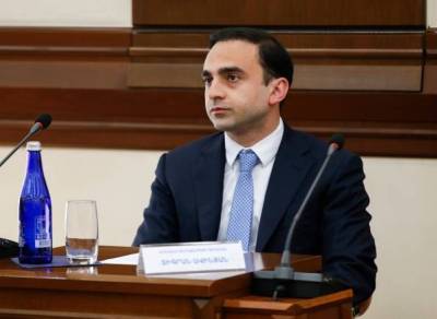 «Հրապարակ». ՔՊ-ն Ավինյանին «բերման է ենթարկել». Փակ հանդիպում է տեղի ունեցել