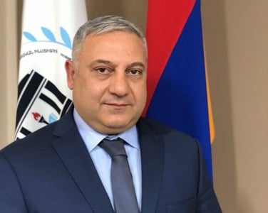 «Ժողովուրդ». Ֆիզկուլտ ինստիտուտի ռեկտորն իր մտերիմից ծառայողական մեքենա է գնել՝ վճարելով 2,4 միլիոն դրամ ավել գումար