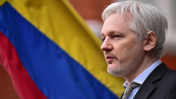 Ассанжа не пустили на похороны экс-директора Wikileaks