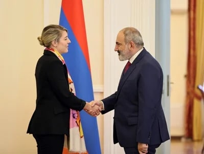 Փաշինյանն ու Կանադայի ԱԳ նախարարը քննարկել են Հայաստան-Ադրբեջան հարաբերությունների կարգավորմանը վերաբերող հարցեր