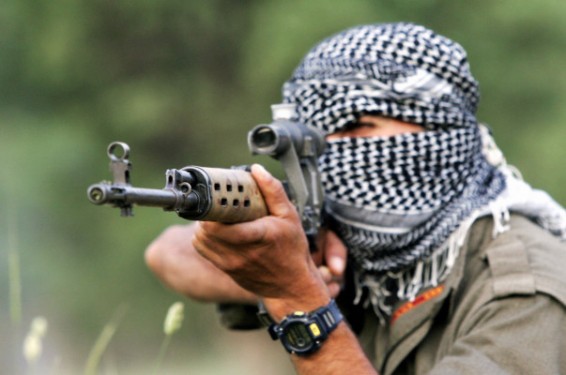 Քուրդ զինյալները Մարդինում հարձակվել են Էրդողանի կուսակցության շտաբի շենքի վրա