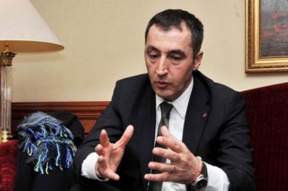 Թուրքիան վերածվում է ժամանակակից բռնապետության. Օզդեմիր