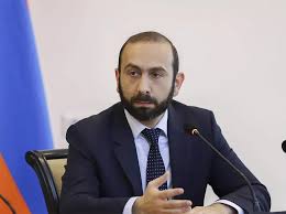 Հայաստանը պատրաստ է վերականգնել Գյումրի-Կարս եւ Երասխ-Նախիջեւան երկաթուղիները. Միրզոյան