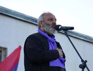 «Հրապարակ». Ի՞նչ անակնկալ է պատրաստում Բագրատ Սրբազանը