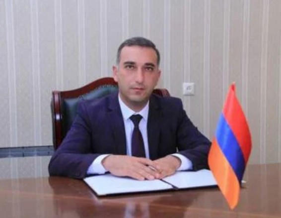 «Ժողովուրդ». Սիսիանի ՔՊ-ական համայնքապետը հրաժարական կտա. Նա ընդդիմության հետ սերտ կապերի մեջ է