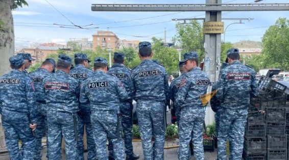 Адвокат заявил об избиении полицейскими клиента в Армавире – МВД обещает провести проверку