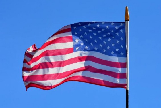 Американское посольство США в Ереване предупредило об угрозе депортации за нарушения визового режима