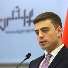 Մեր բարձրացրած հարցն ստացավ հանգուցալուծում. տարածքային ընտրական հանձնաժողովը ավագանու անդամի մանդատը հանձնեց «Մեր քաղաքը» դաշինքի հաջորդ համարին՝ Նարեկ Միրզոյանին․ Սոս Հակոբյան