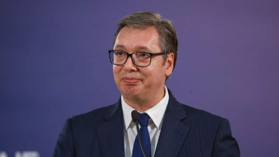 Самолет Вучича вылетел из Баку в Москву после вынужденной посадки