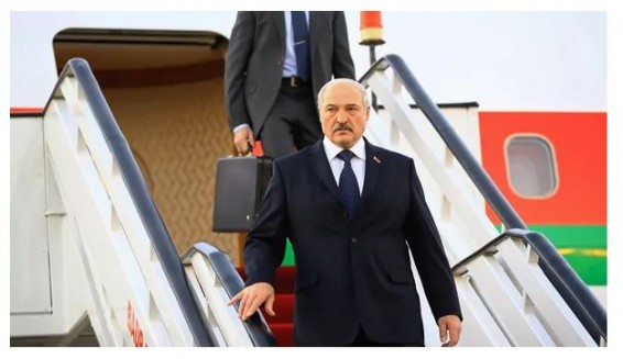 Лукашенко прибыл в Москву на парад Победы