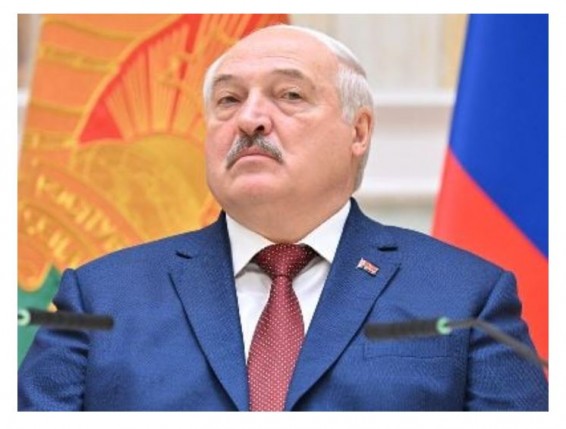 Лукашенко заявил, что «немножко задержался» у власти