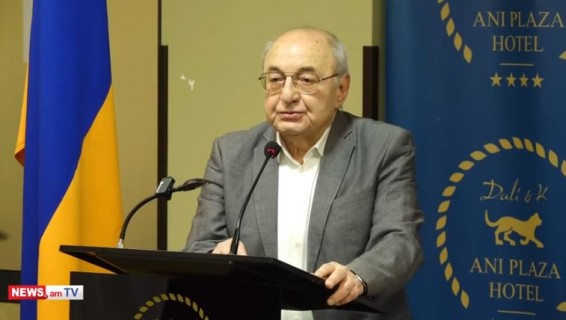 Вазген Манукян: Без единства в оппозиции бессмысленно выдвигать вотум недоверия премьер-министру