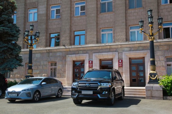 Արցախի նախագահին սպասարկող ավտոմեքենայի գործերը գրեթե մեկ տարի է՝ որևէ ընթացք չեն ստանում. փաստաբան