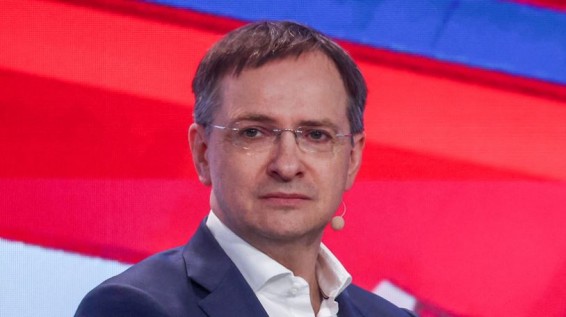 Мединский сообщил, что предложил Умерову дату встречи для обмена меморандумами