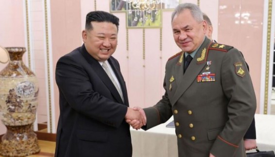 Шойгу прибыл в Пхеньян на встречу с Ким Чен Ыном