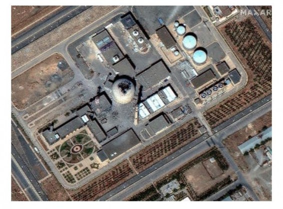 МАГАТЭ: Ядерному реактору в иранском Араке нанесен ущерб, есть риск «радиационной аварии»