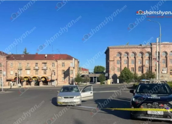 «Opel»-ը վրաերթի է ենթարկել Գյումրու քաղաքապետարանի աշխատակցին․ մահացել է