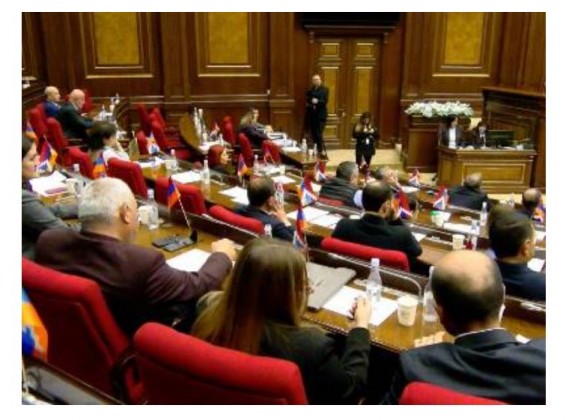 Парламент Армении принял в 1-ом чтении проект по штрафам за «бесплатный» проезд на общественном транспорте