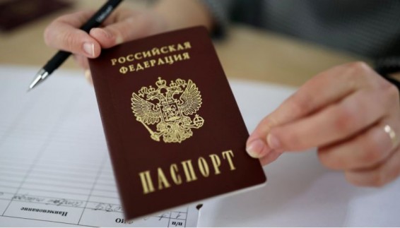 Путин разрешил получать российские паспорта в Абхазии и Южной Осетии