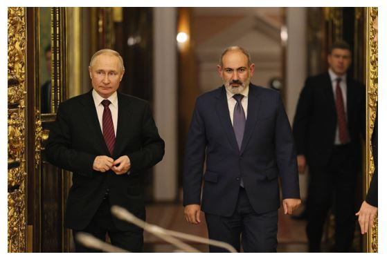 Пашинян направил телеграмму соболезнования Путину
