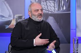 Հայաստանի պաղեստինացումը... Այսօր գնդակը հայրենասեր մարդկանց դաշտում է. Բագրատ Սրբազանը՝ ՔԿՀ-ից
