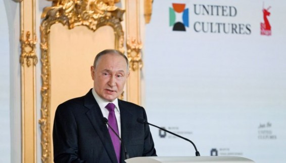 Путин призвал избавить мир от предрассудков и «отмены» какой-либо культуры