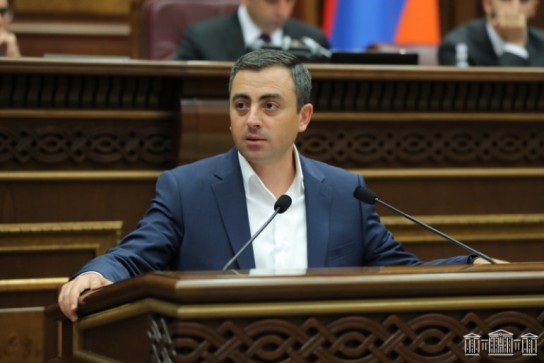 Նիկոլի հերթական բեմադրությունը՝ նույն սցենարով, տարբեր վայրերում․ Իշխան Սաղաթելյան