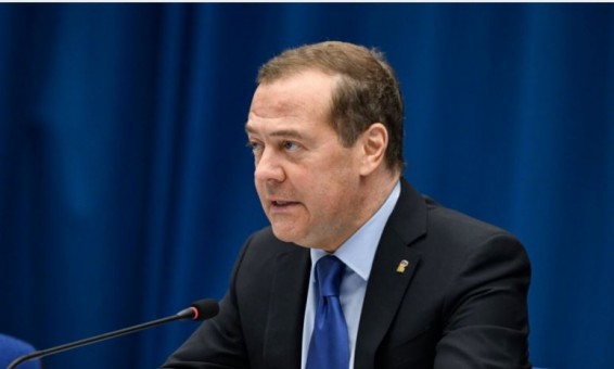 Медведев поздравил «всех друзей России» с успешным испытанием «Буревестника»