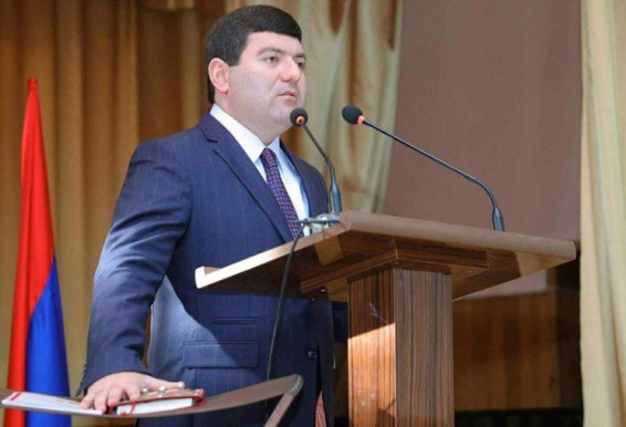 Глава общины Масис Давид Амбрцумян арестован в аэропорту «Звартноц» по прибытии из Москвы