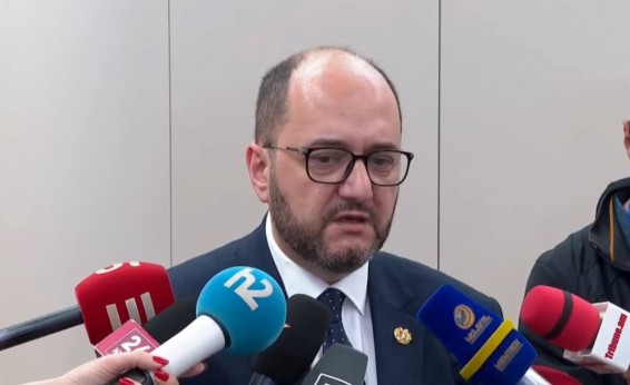 Հայաստանն ադրբեջանական կողմի հետ ինտենսիվ շփվում է բոլոր հարցերի շուրջ. այն տեմպը, որ կա, վատը չէ. Արայիկ Հարությունյան