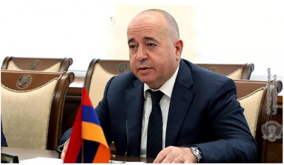 На экс-главу МО Армении завели дело в связи с вторжением ВС Азербайджана в мае 2021 г.